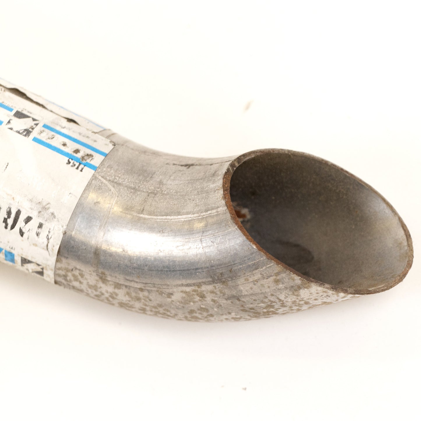 Tłumik wydechowy z tyłu