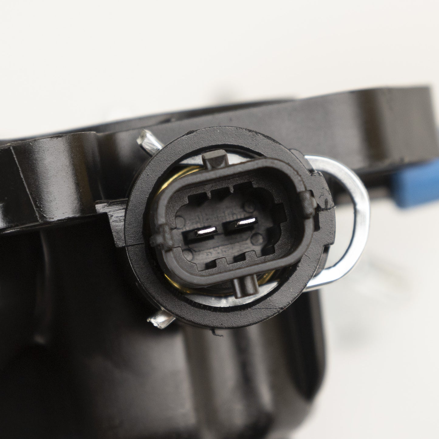 Termostat płynu chłodzącego z uszczelką Magneti Marelli