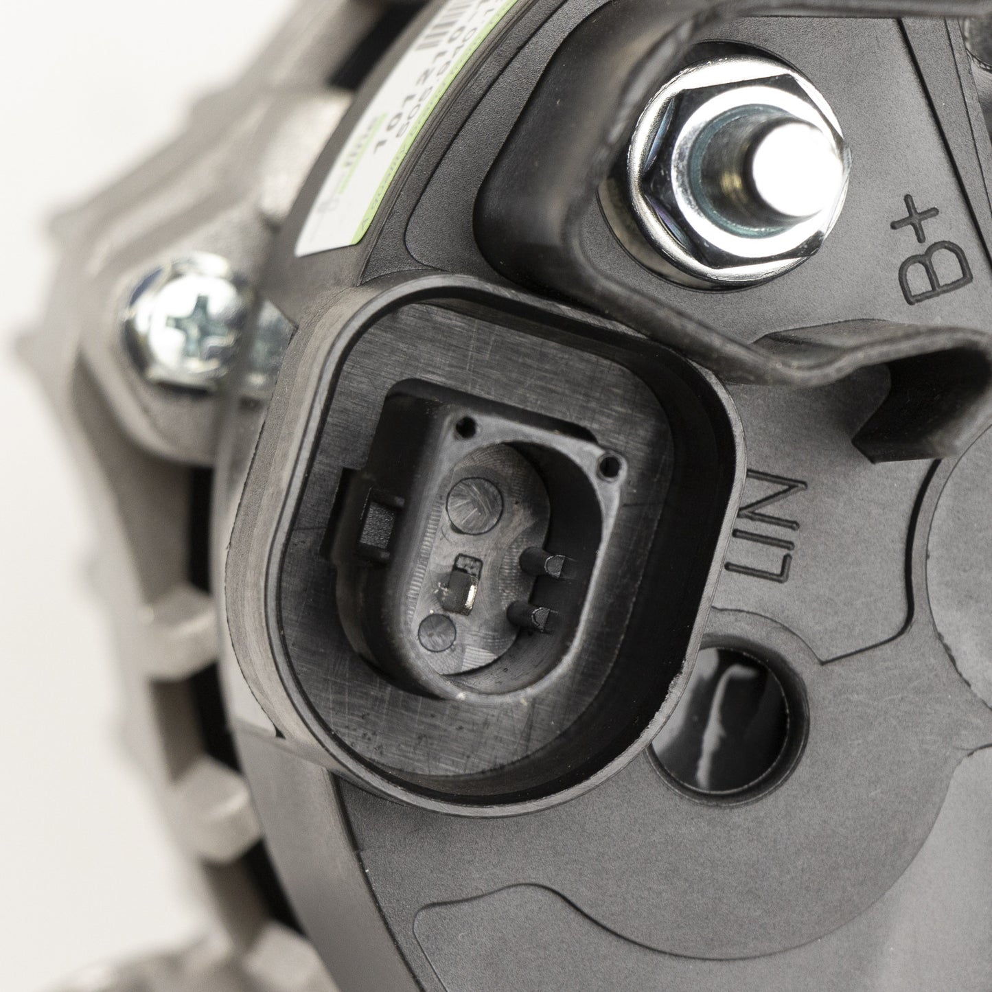 Alternator nowy +Line