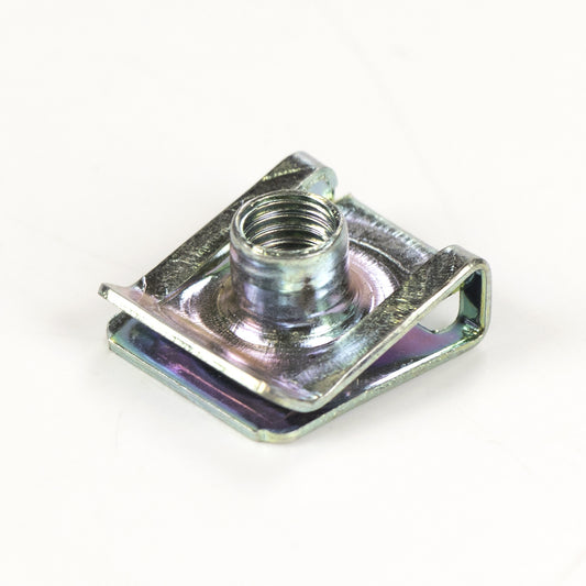Element zaciskowy Nakrętka blaszana M6 OE 7740882