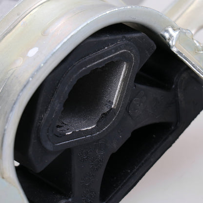 Wisior silnika prawy  Magneti Marelli