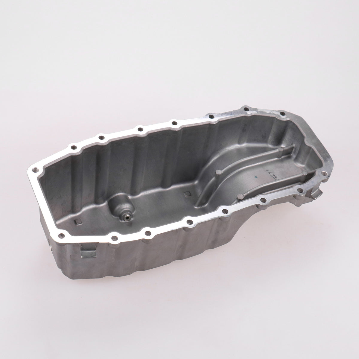 Aluminiowa miska olejowa 1368 cm³ 16 V Fiat Grande Punto 55221011