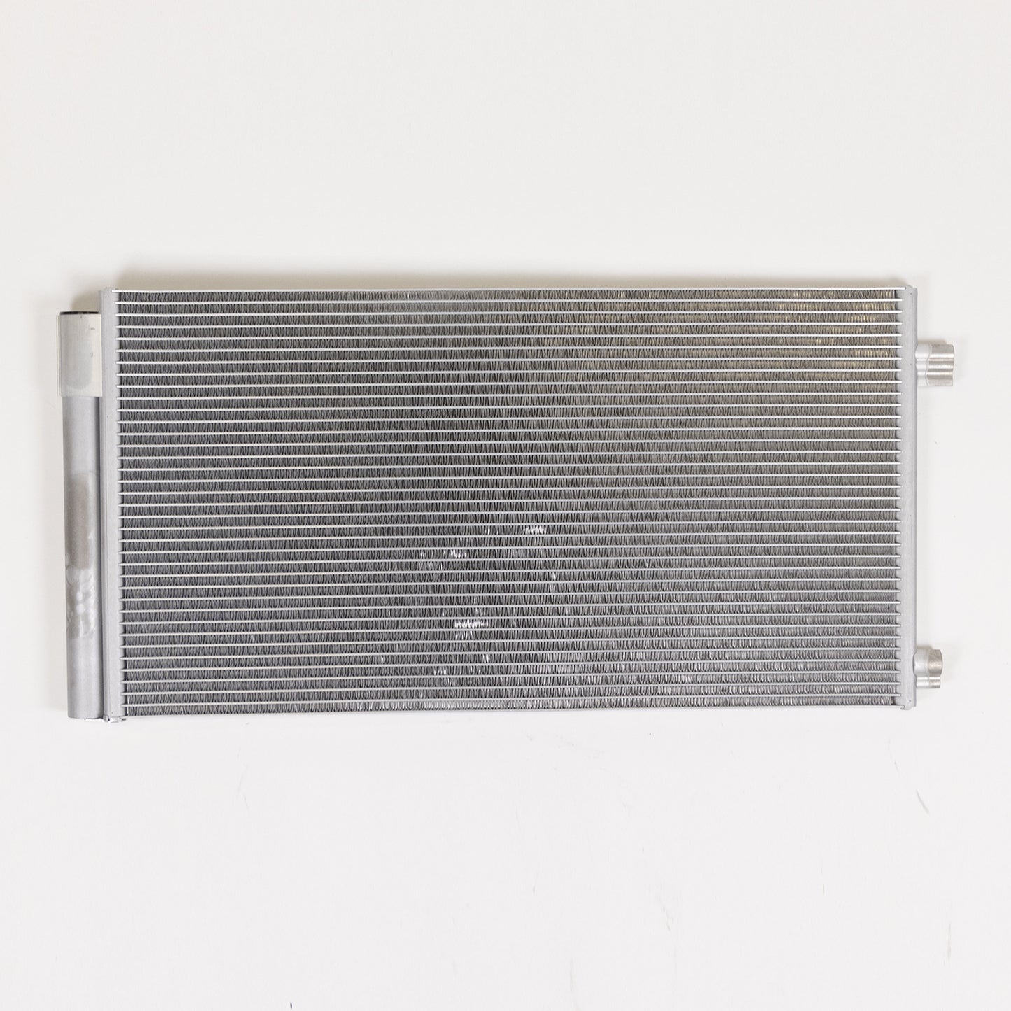 Kondensator klimatyzacji 684 x 340 x 16 mm