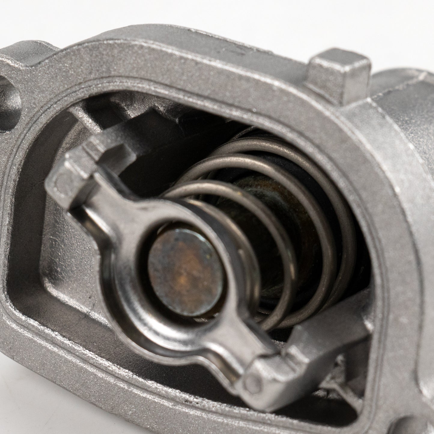 Termostat 87° 8 V 16 V oryginalny FCA 7589135