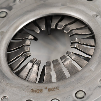 2-elementowy zestaw sprzęgła Ø 240 mm Jeep Cherokee K68332074AA