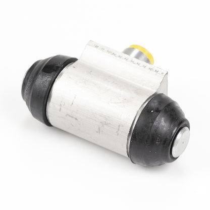 Aluminiowy cylinderek hamulcowy Magneti Marelli Ø 20,64 mm, system Lockheed Fiat Punto 360219230408