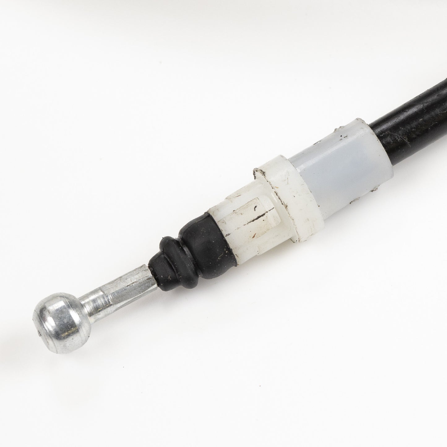 Linka hamulca ręcznego z tyłu po prawej stronie L1=2360 L2=2220 mm