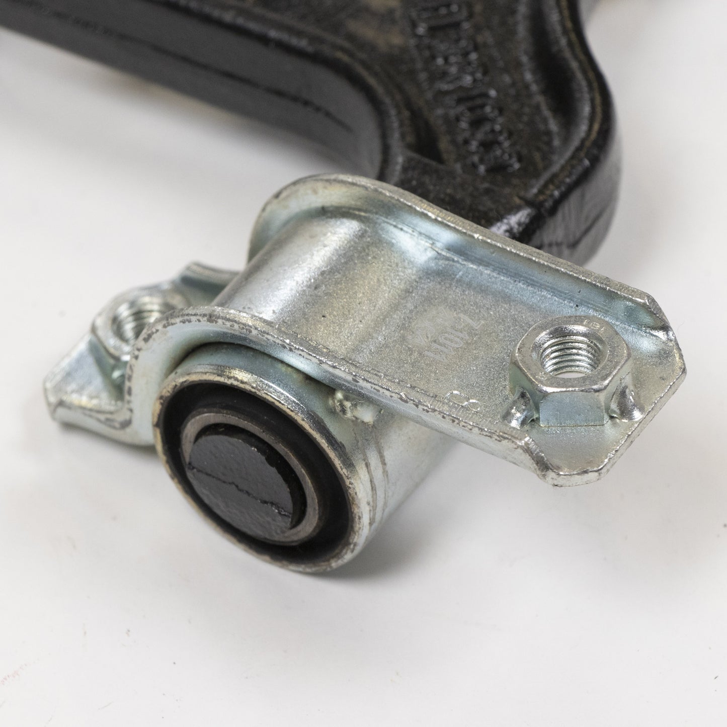 Wspornik trójkątny prawy 15 mm głowica kulowa