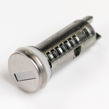 Zamek zapłonowy wraz z cylindrem zamka drzwi