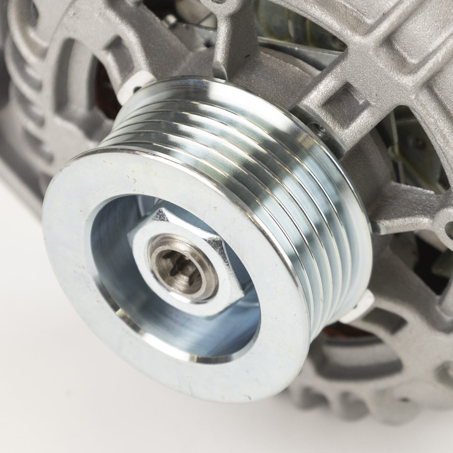 Alternator nowy +Line