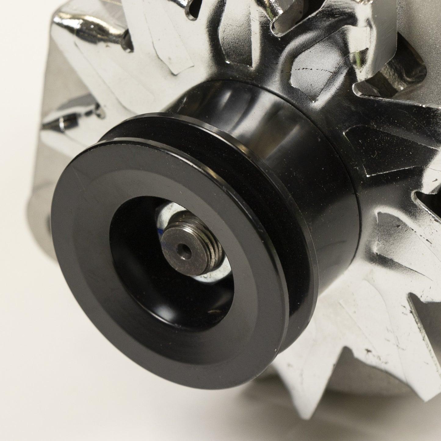 Alternator nowy +Line