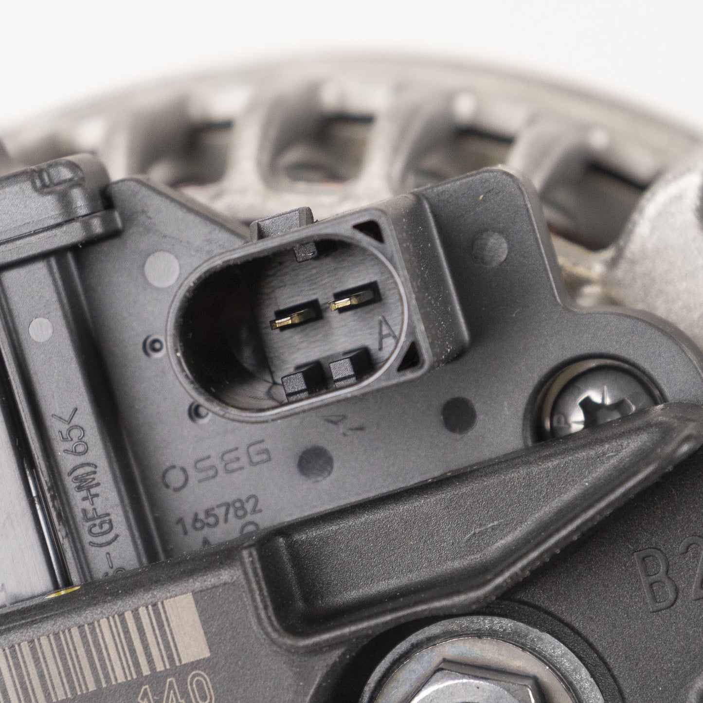 Alternator Iveco OE504009978