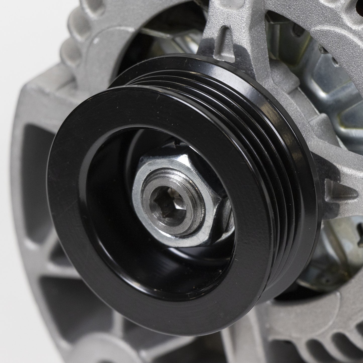 Alternator nowy +Line