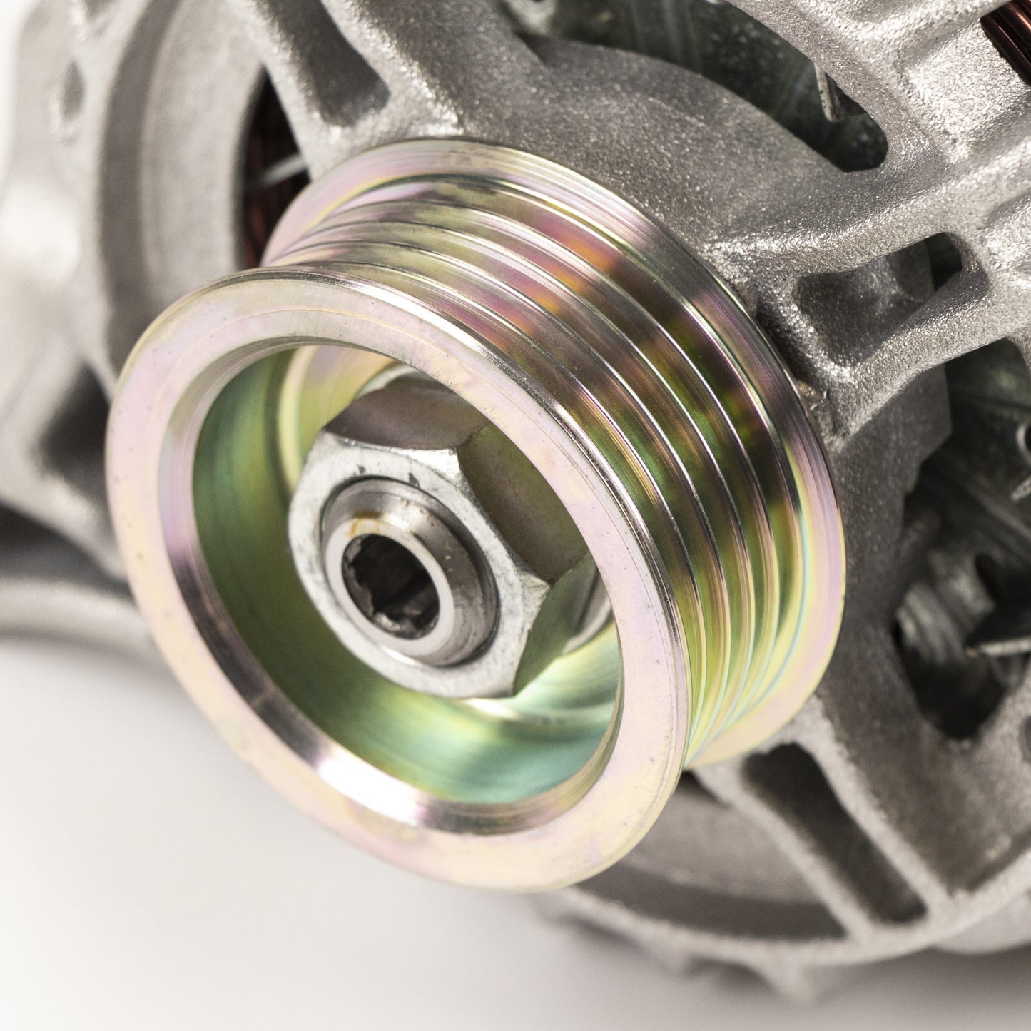 Alternator   105 A 5-PK Magneti Marelli