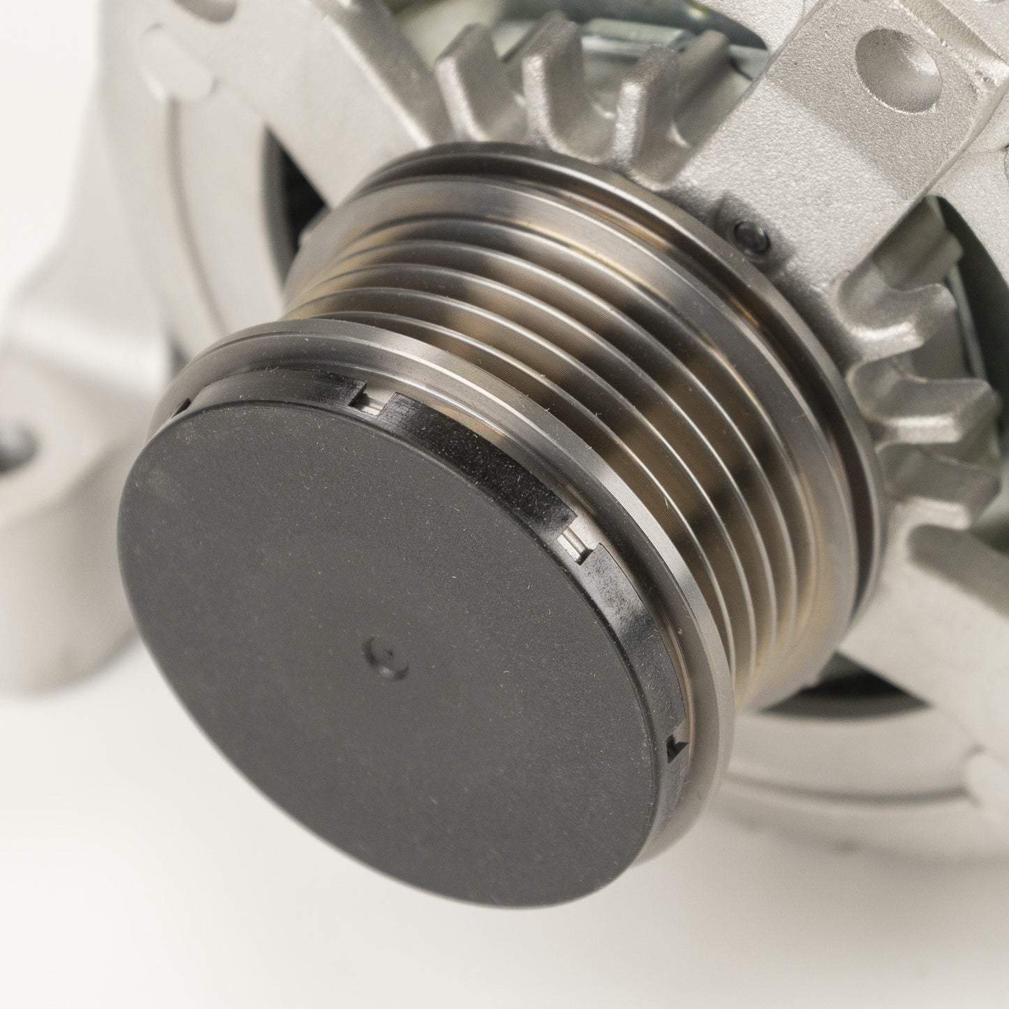 Alternator nowy +Line