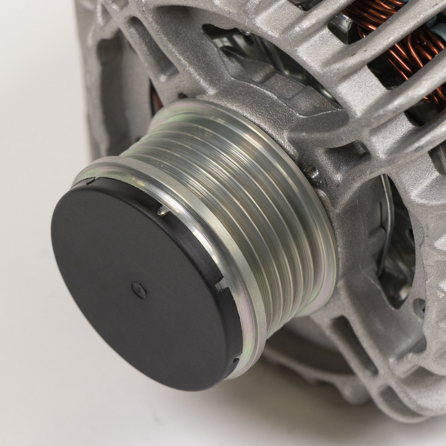 Alternator nowy +Line