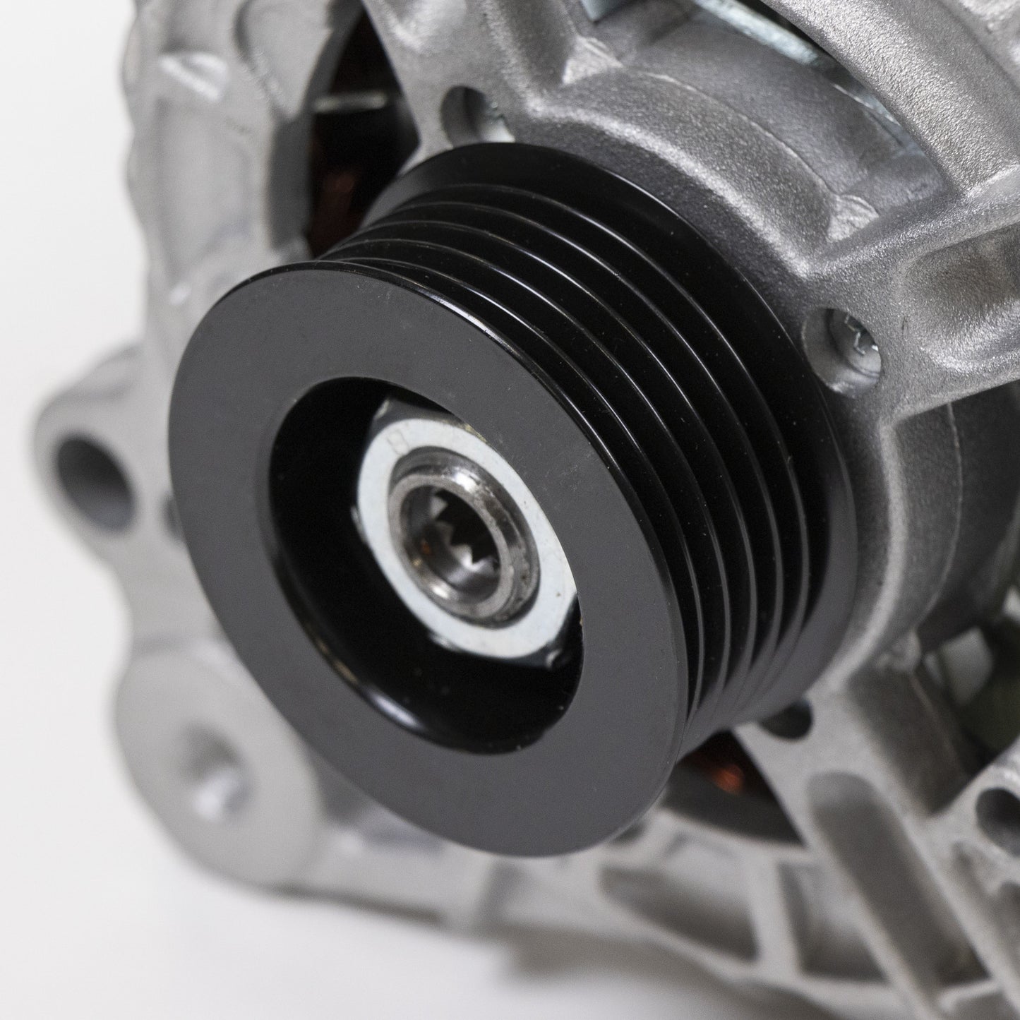 Alternator nowy +Line