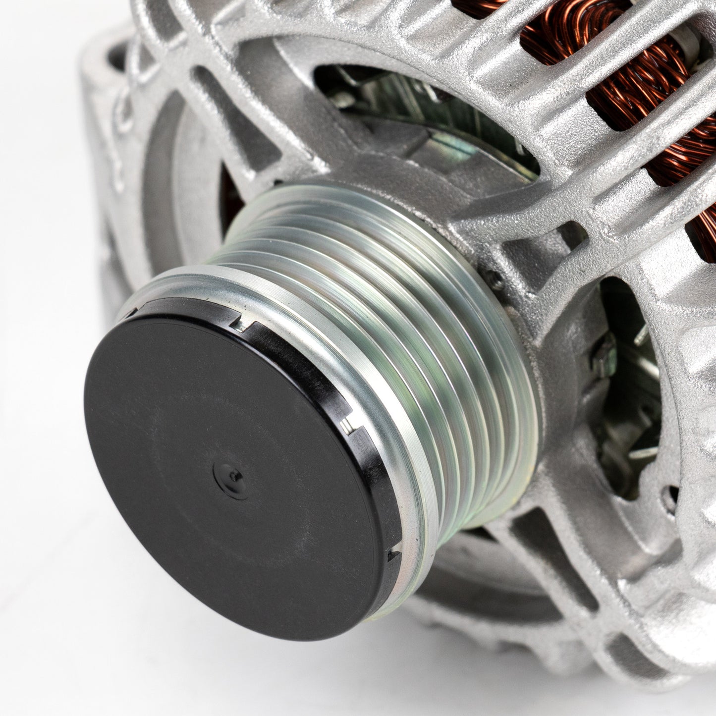 Alternator 120 AH z wolnym kołem  Magneti Marelli
