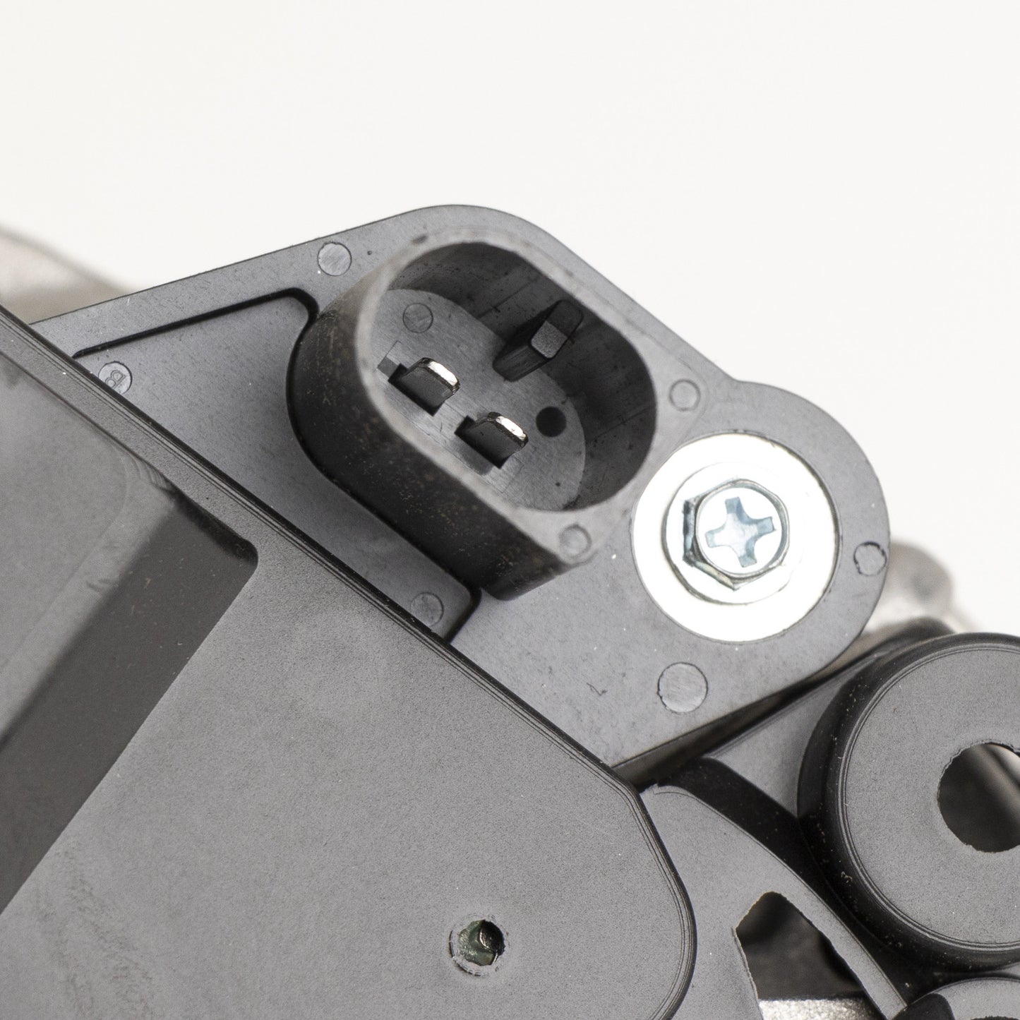 Alternator nowy +Line