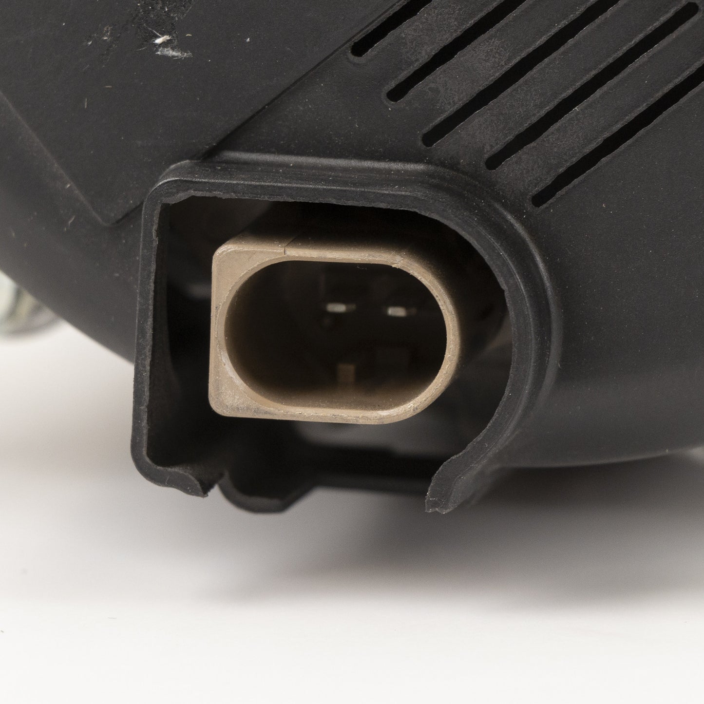 Alternator nowy +Line