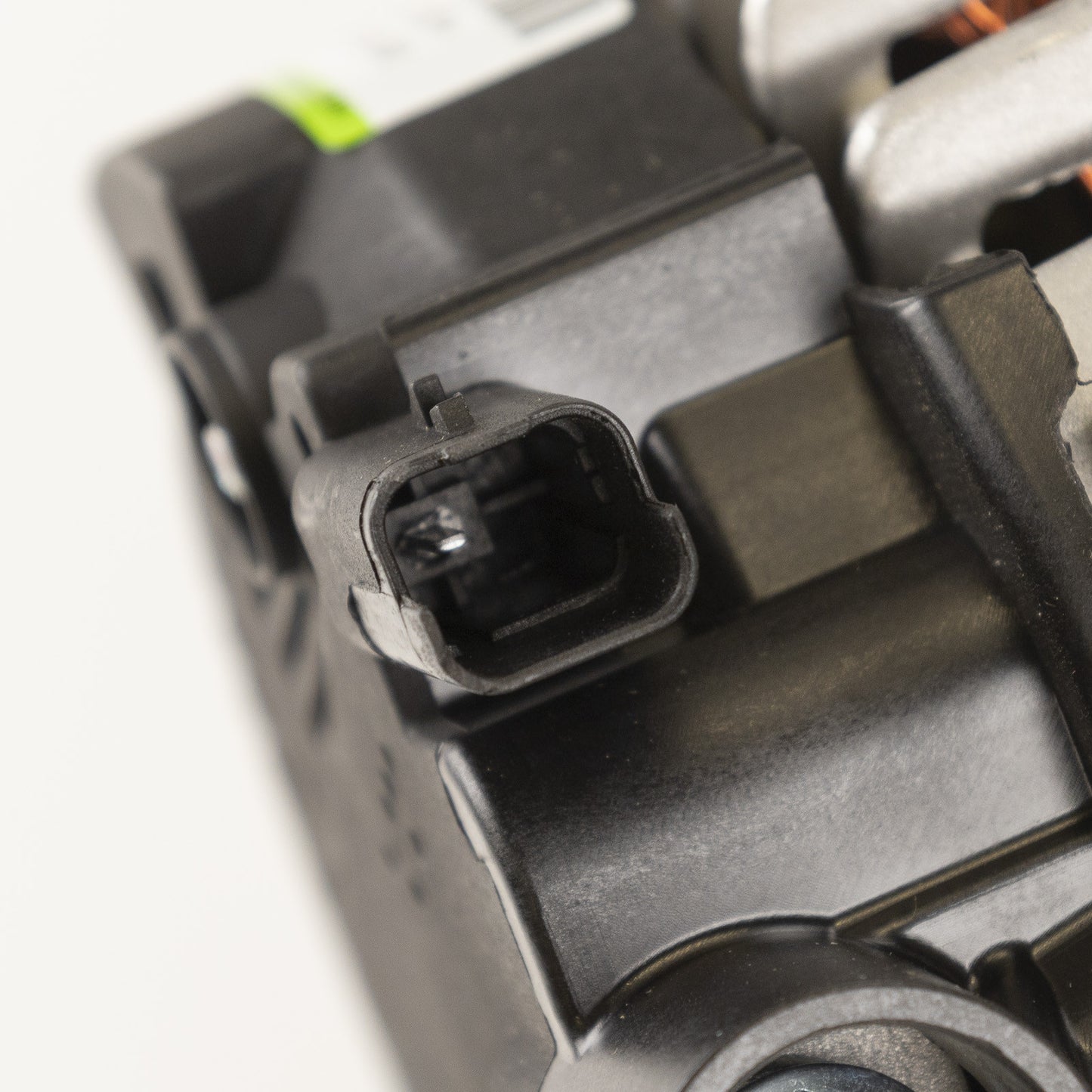 Alternator nowy +Line