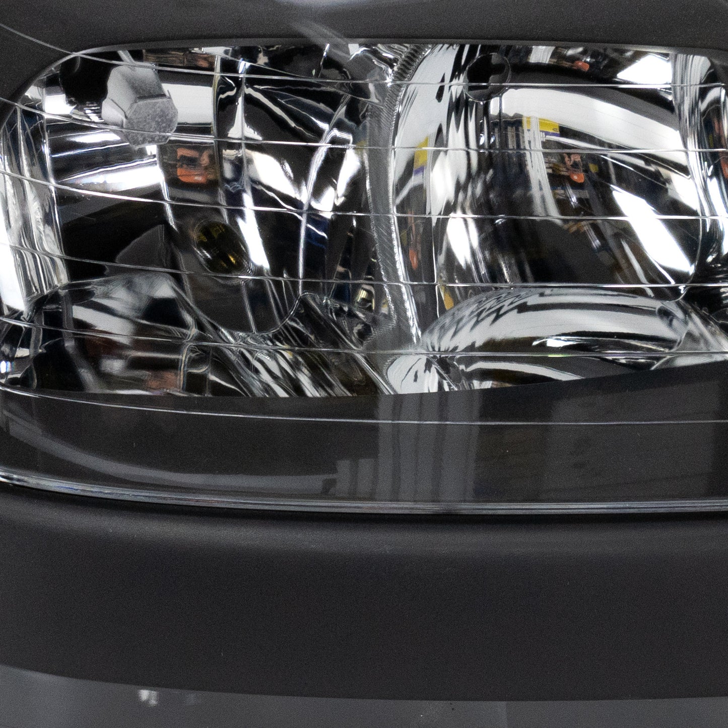 Reflektor przedni prawy H1/H7  Magneti Marelli