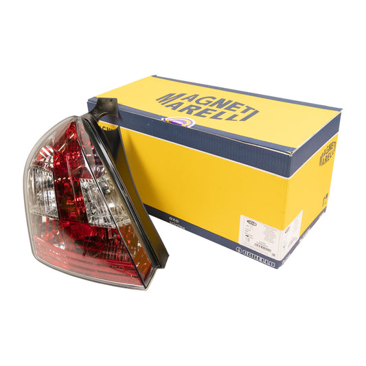 Lampy tylne lewe 3-drzwiowe Magneti Marelli
