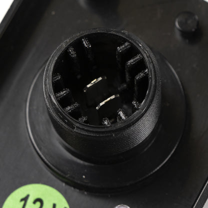 Lampa tablicy rejestracyjnej z tyłu po prawej stronie