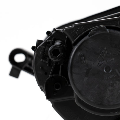 Lampy dalekiego zasięgu Światła dzienne prawe  Magneti Marelli