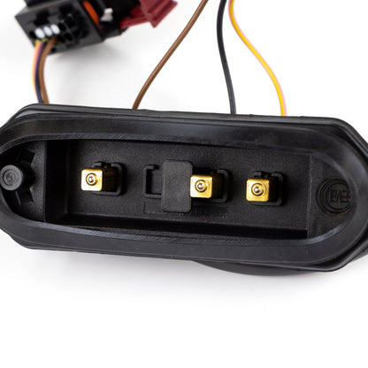 Kontakt z centralnym zamkiem elektrycznym