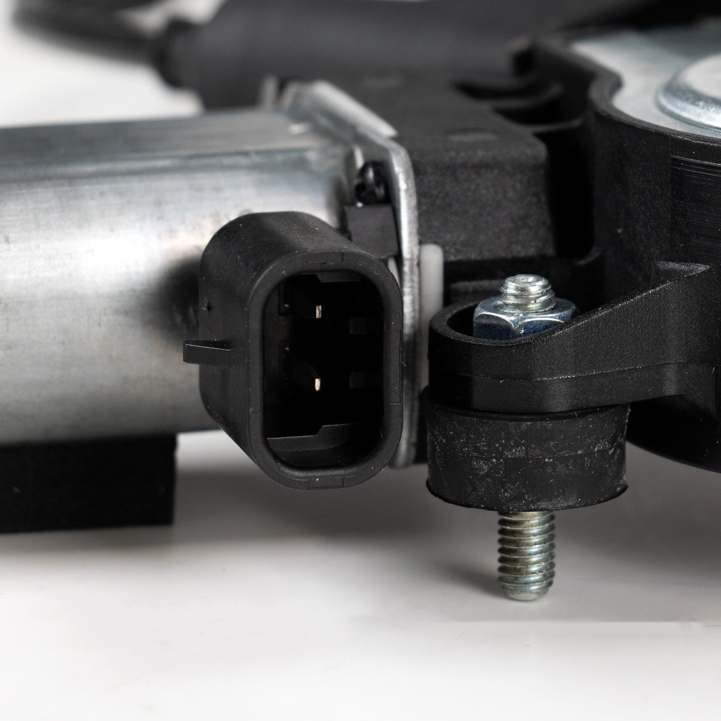 Podnośnik elektryczny przedni lewy  Magneti Marelli