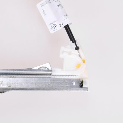 Podnośnik elektryczny przedni prawy z silnikiem Magneti Marelli