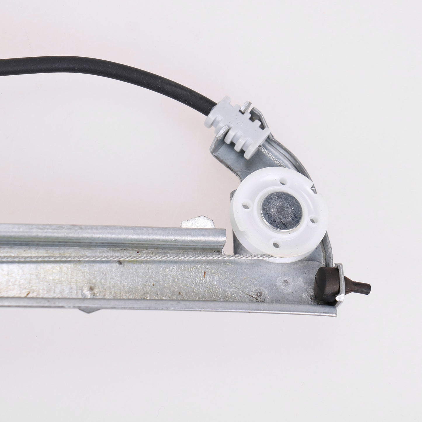 Podnośnik elektryczny przedni prawy bez silnika, tylko mechanizm