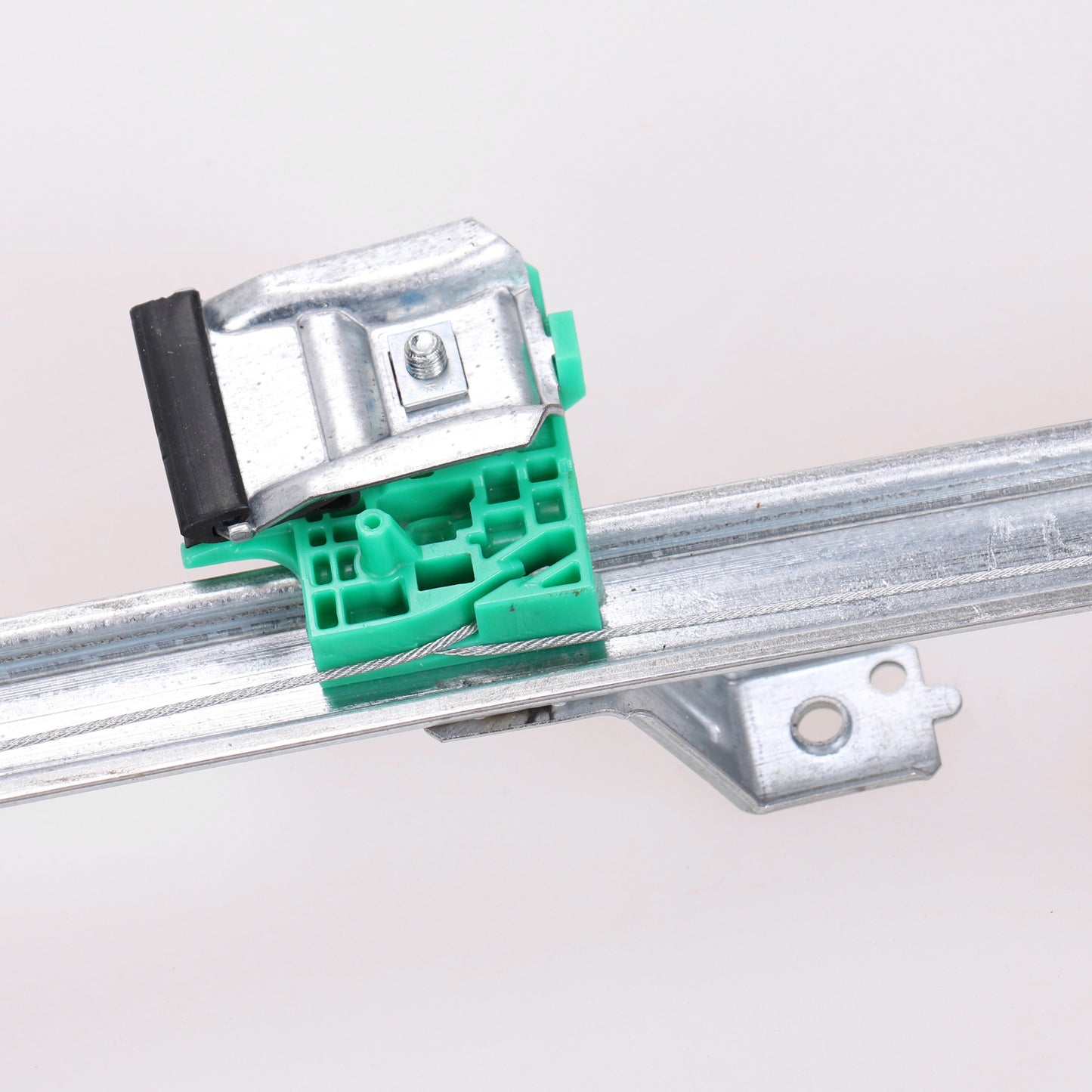 Podnośnik elektryczny przedni prawy bez silnika