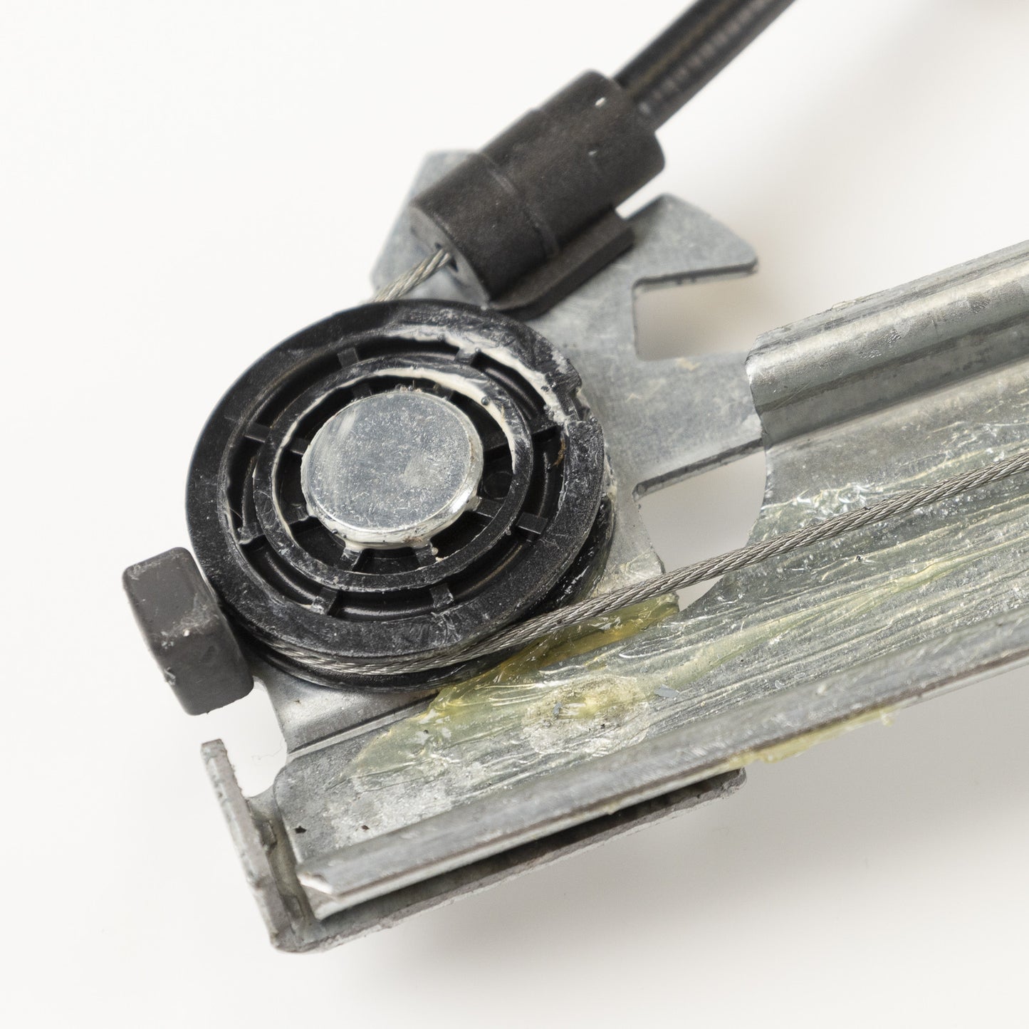 Podnośnik elektryczny przedni lewy