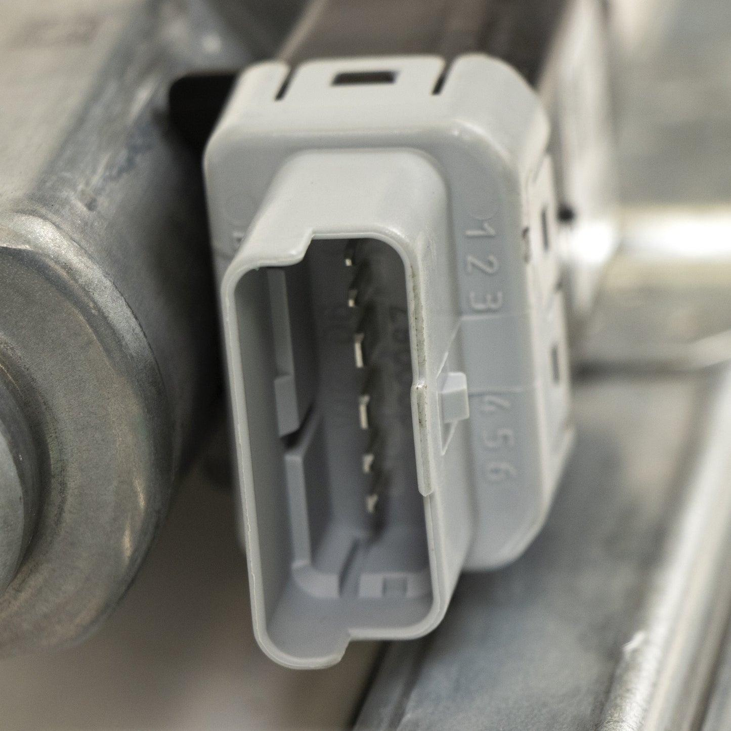 Podnośnik szyby przedniej lewej Magneti Marelli