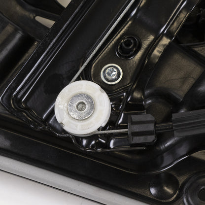 Podnośnik szyby przedniej lewej