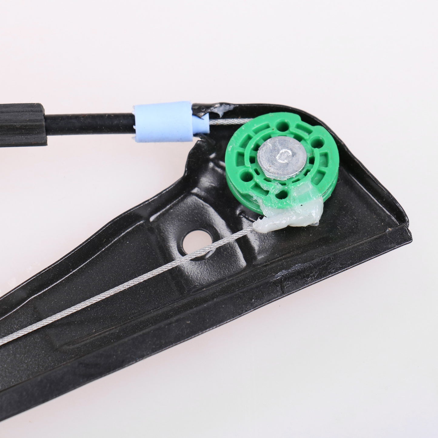 Podnośnik elektryczny przedni lewy bez silnika