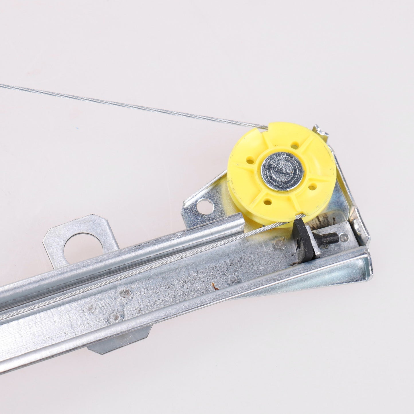 Podnośnik szyby przedniej prawej strony, ręczny, dla wersji 5-drzwiowej