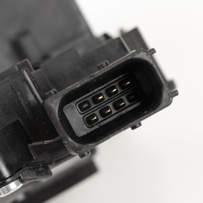 Mechanizm zamykania i otwierania drzwi przednich prawych