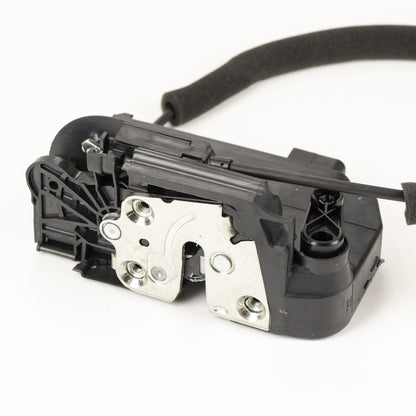 Zamek drzwi przednich lewych