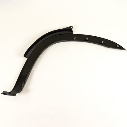 Osłona nadkola przedniego lewego Iveco OE 5801863940