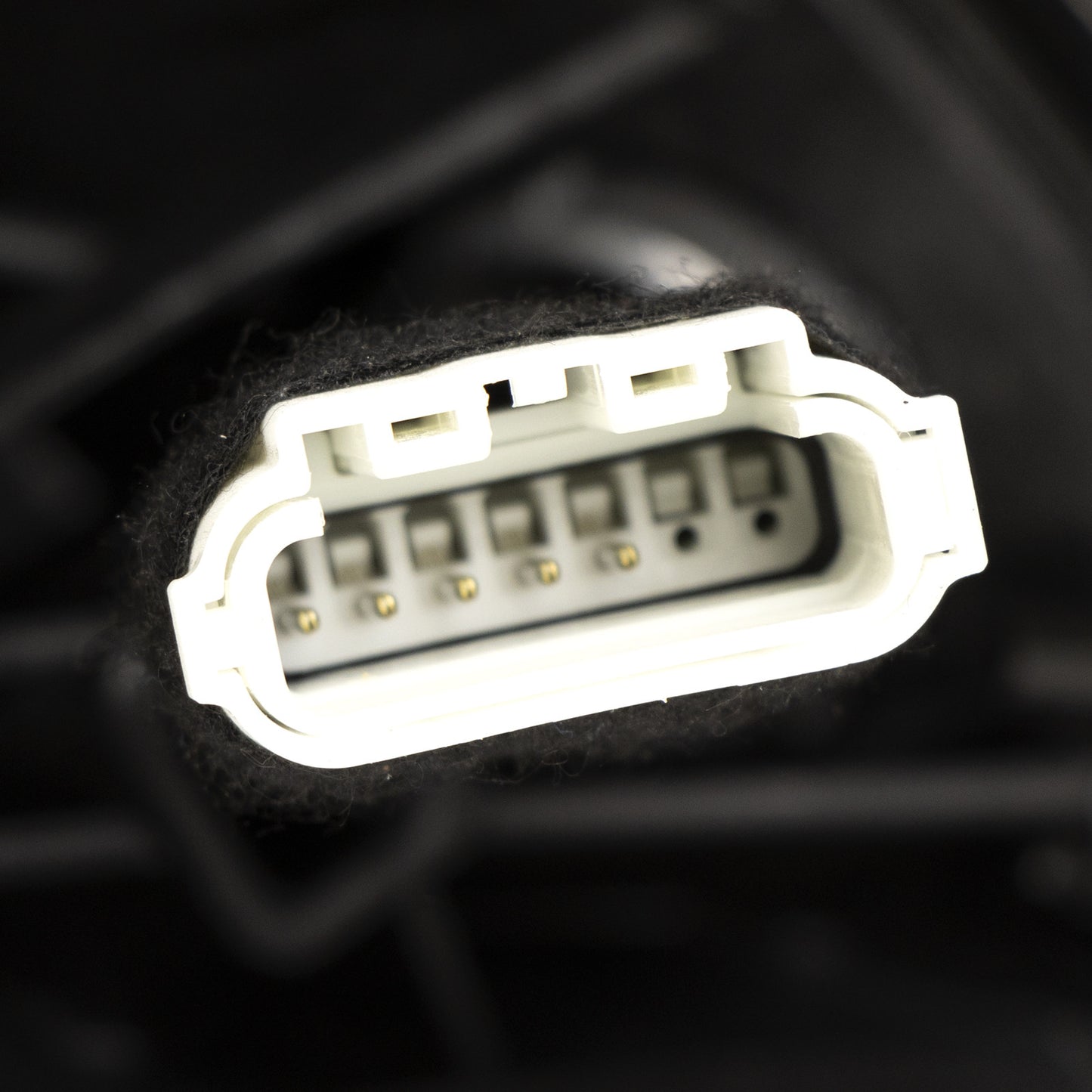 Lusterko zewnętrzne lewe z elektryczną regulacją Oryginalne