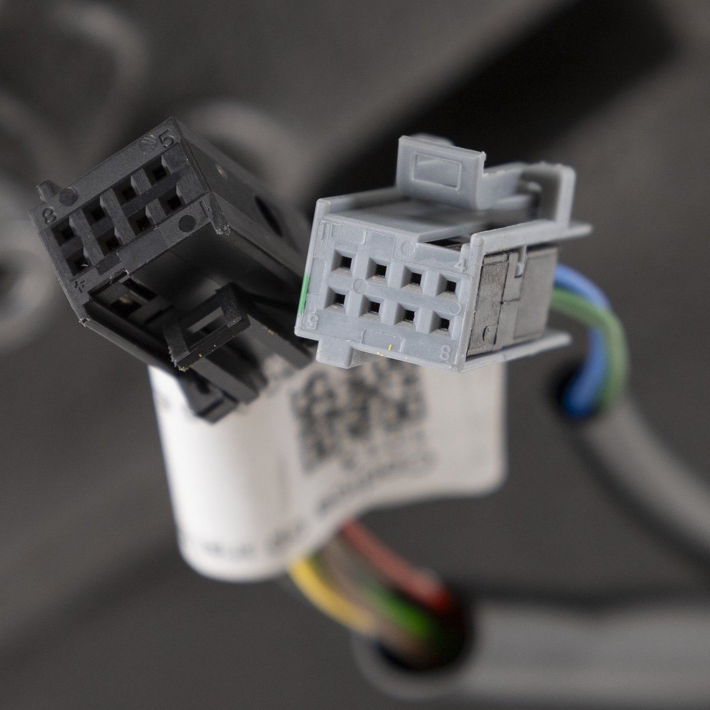 Lusterko zewnętrzne po prawej stronie z elektryczną regulacją 16 W, krótkie ramię lusterka