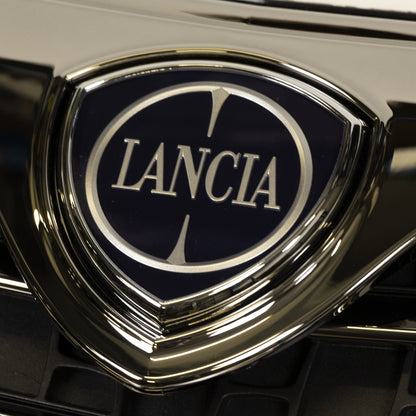 Atrapa chłodnicy Lancia Ypsilon 735622899